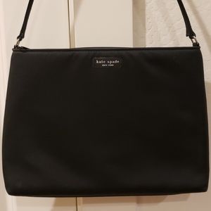 KATE SPADE BLACK MEDIUM PURSE